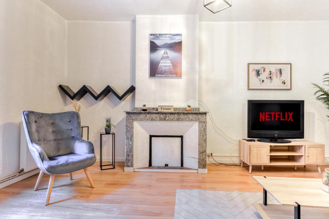 Apartament Le Central - Wifi - Tout A Pied Carcassonne Zewnętrze zdjęcie